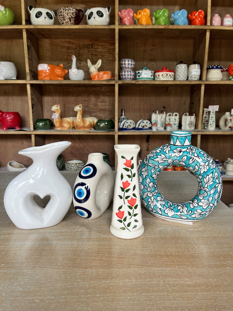 Ceramic Vase (सेरामिक फूलदान) — decor for sale at Janki Vatika plant nursery, Talawali Chanda, Indore