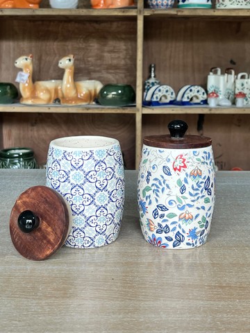 Ceramic Canister With Wooden Lid (सेरामिक कनिस्तर) — decor for sale at Janki Vatika plant nursery, Talawali Chanda, Indore — Ceramic Homeware