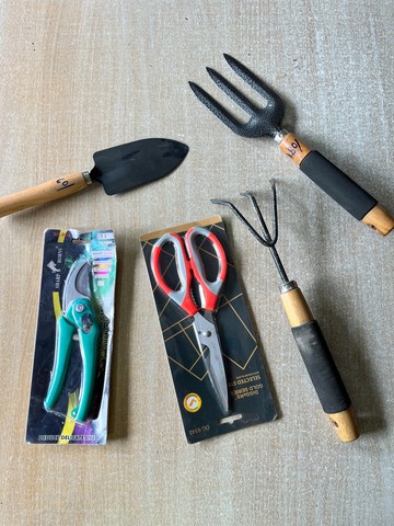 Garden Hand Tools (बागवानी औज़ार सेट) — tool for sale at Janki Vatika plant nursery, Talawali Chanda, Indore — Gardening Tools